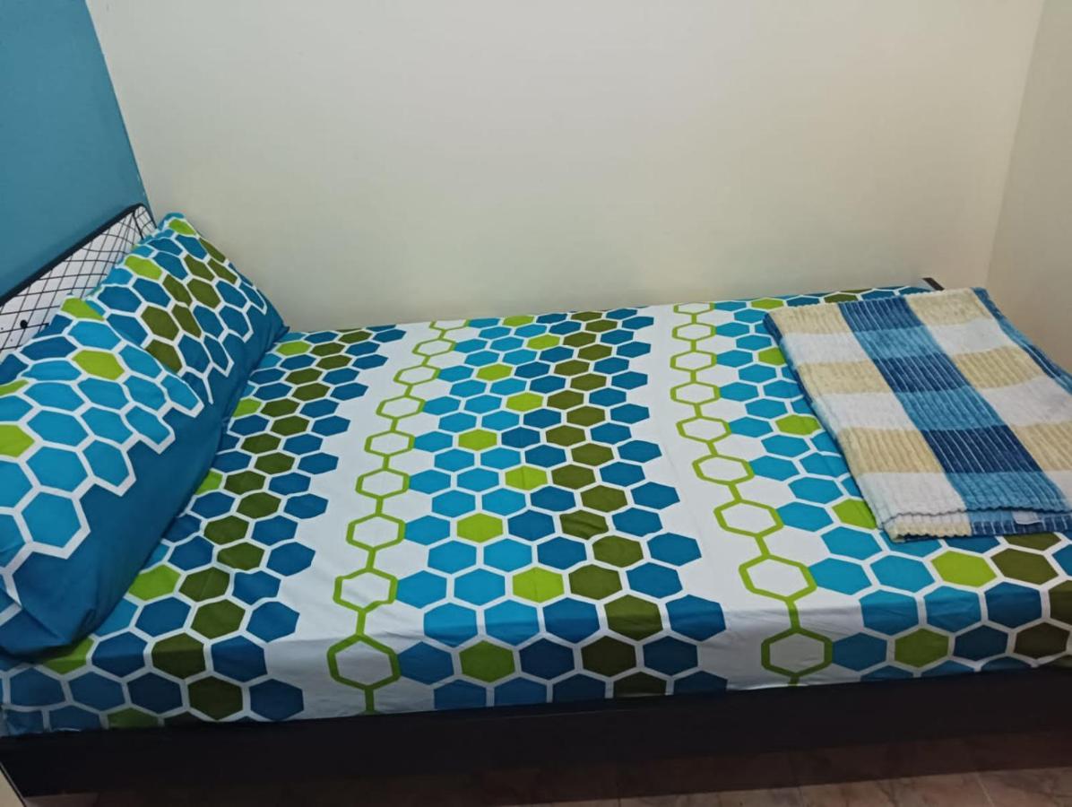 Apartmán Moon Backpackers , Al Rigga , Partition For Couples And For Singles Dubaj Exteriér fotografie